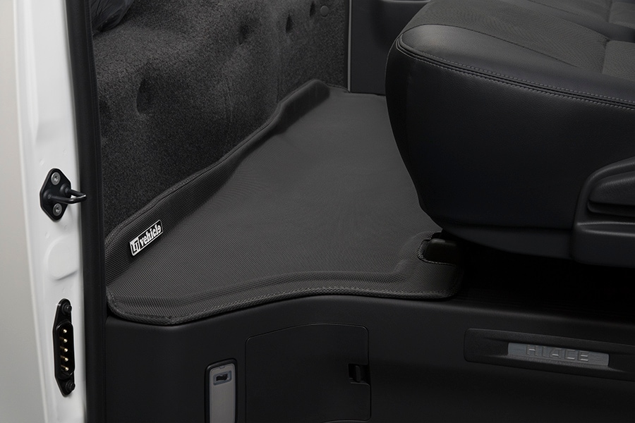 ハイエース 200 スーパーGL専用 3Dラバーマット フロント+リア セット5